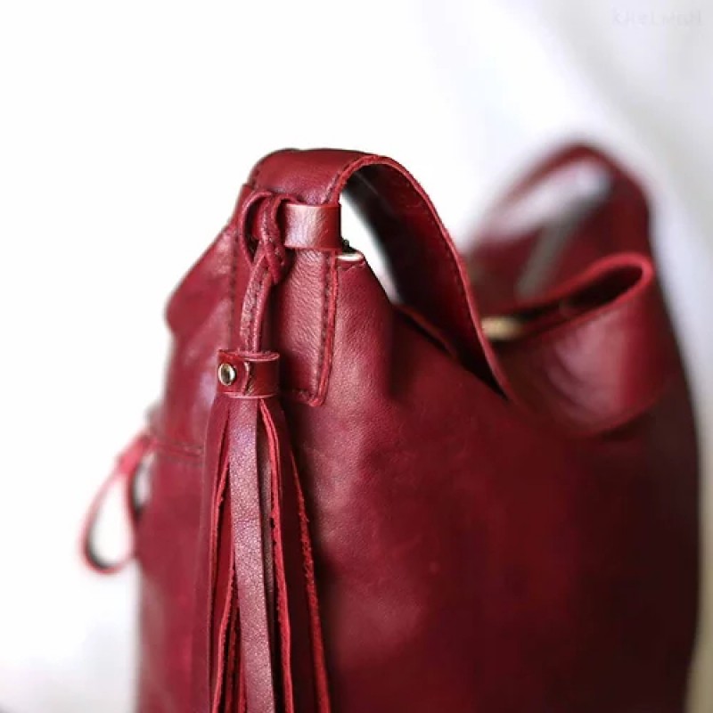 Soho. Wine leather crossbody bag