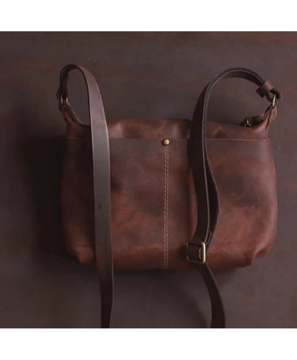 Borla crossbody with front pockets