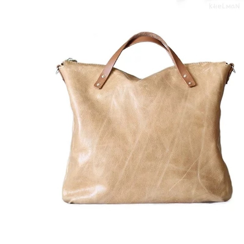 Austin. Distressed leather tote bag