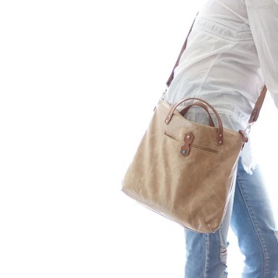 Austin. Distressed leather tote bag