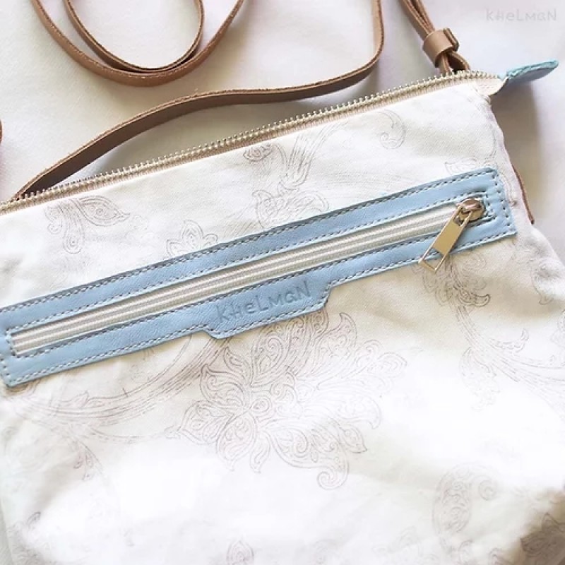 Borla. Sky blue crossbody purse