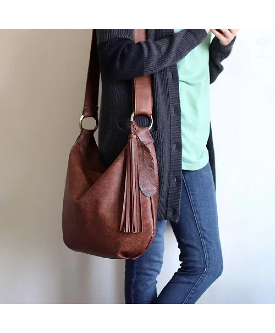 Demilune. Crossbody hobo bag