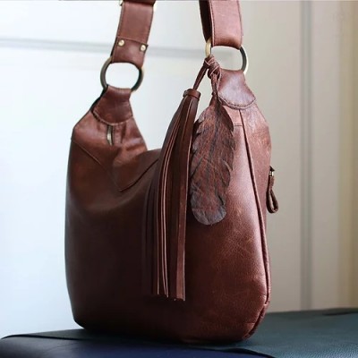 Demilune. Crossbody hobo bag