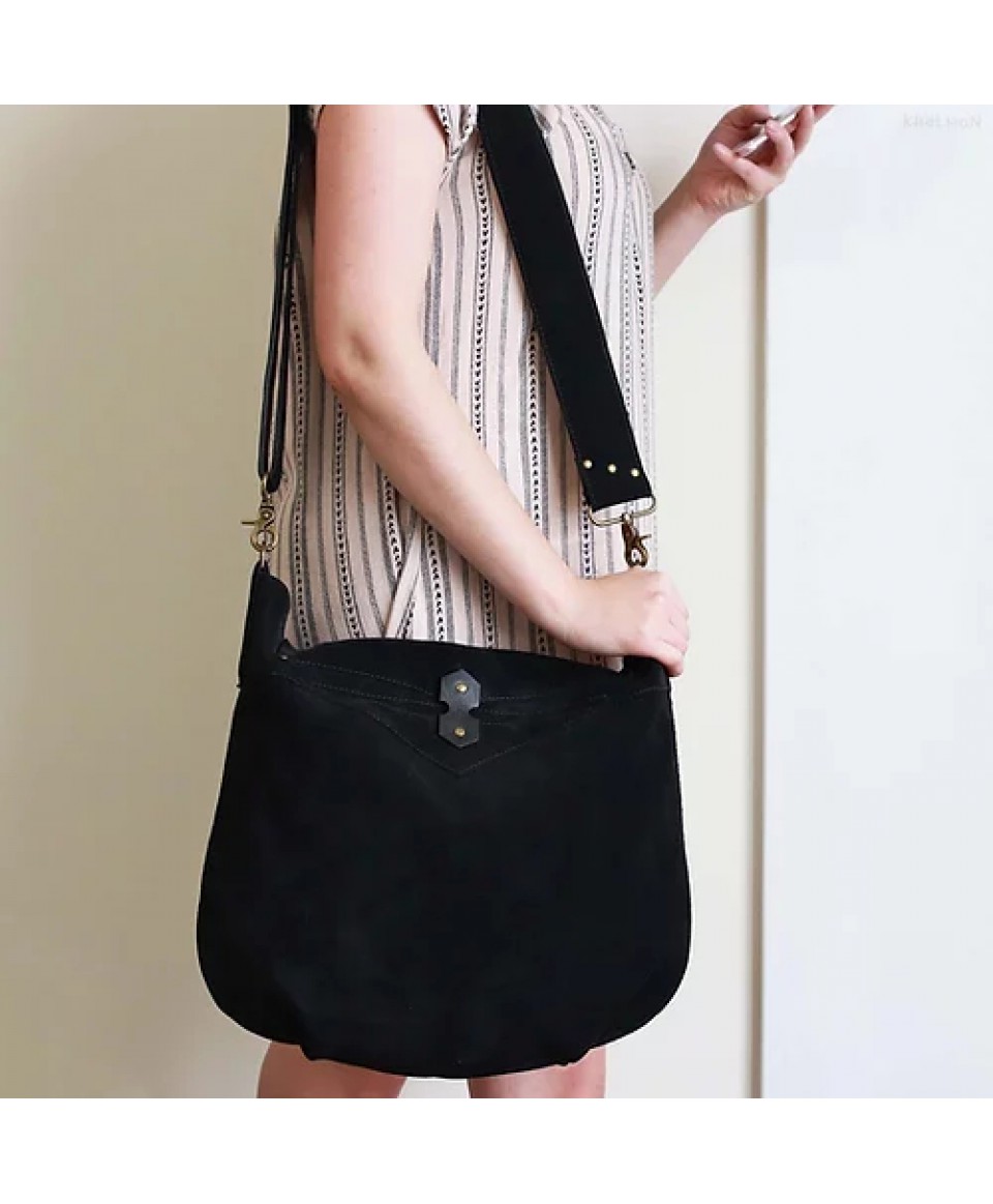 Demilune. Crossbody hobo bag with flap