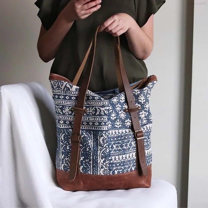 Dominique carpet leather tote bag