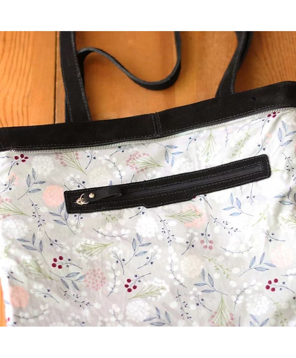 Ilene. Black suede large tote bag