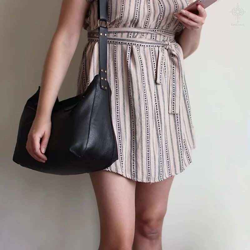 Marley. Black leather crossbody bag
