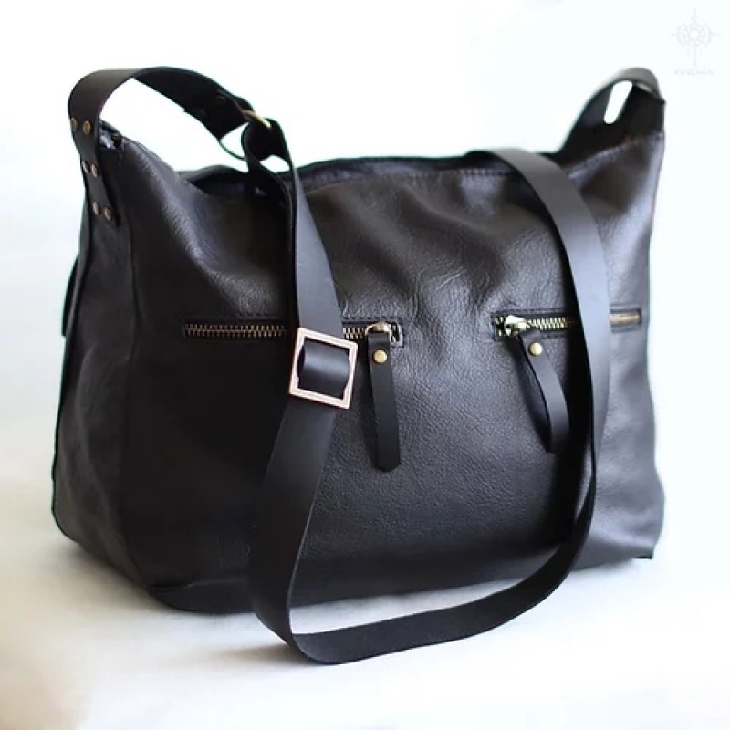 Marley. Black leather crossbody bag