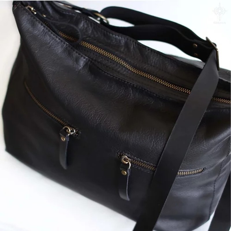 Marley. Black leather crossbody bag