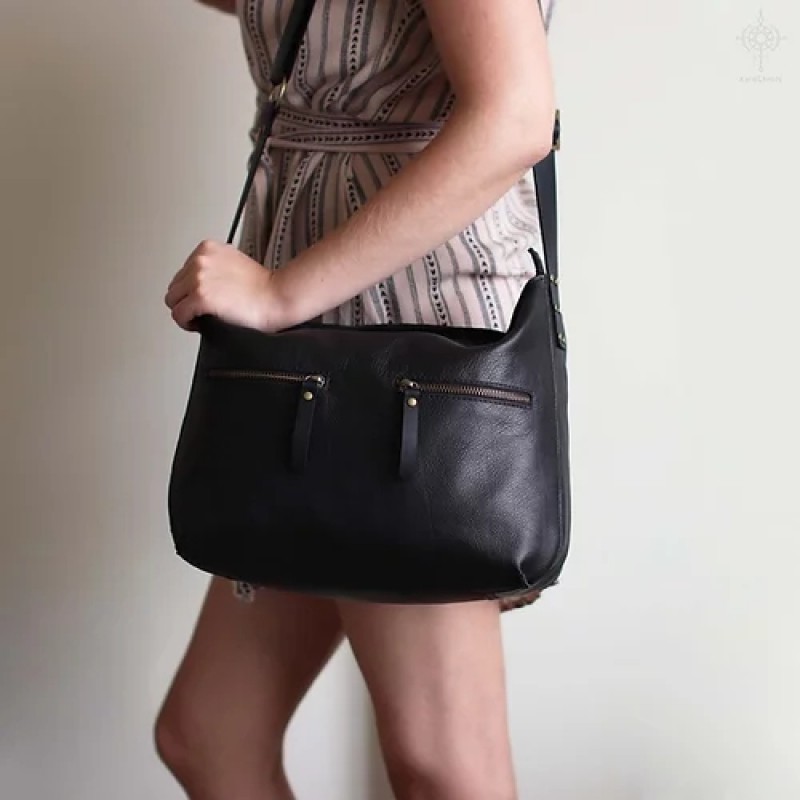 Marley. Black leather crossbody bag
