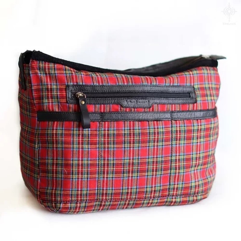 Marley. Juicy navy blue leather crossbody bag
