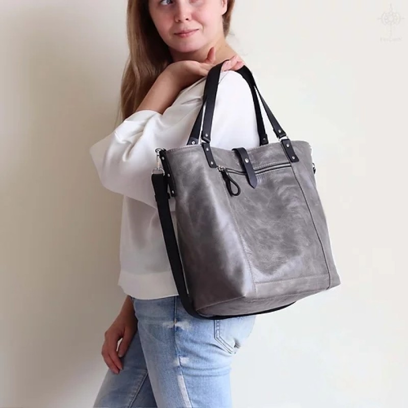 Niten. All catch leather tote bag
