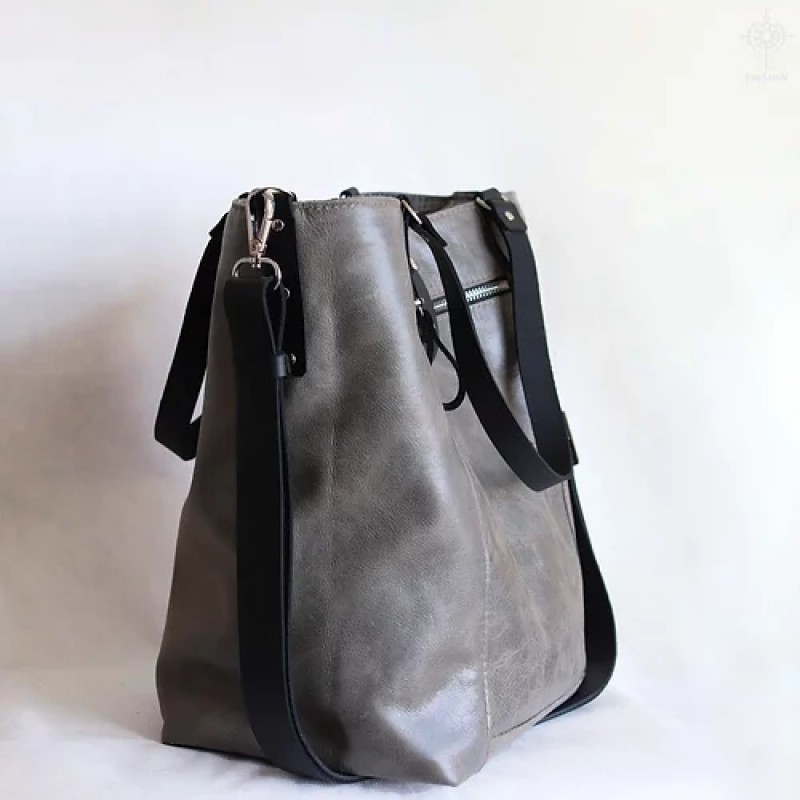 Niten. All catch leather tote bag
