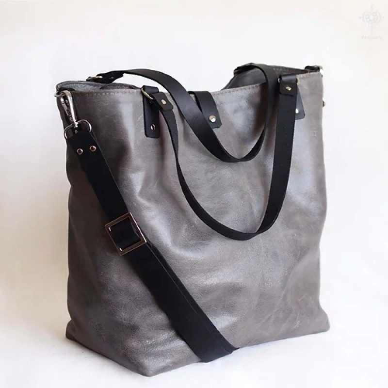 Niten. All catch leather tote bag