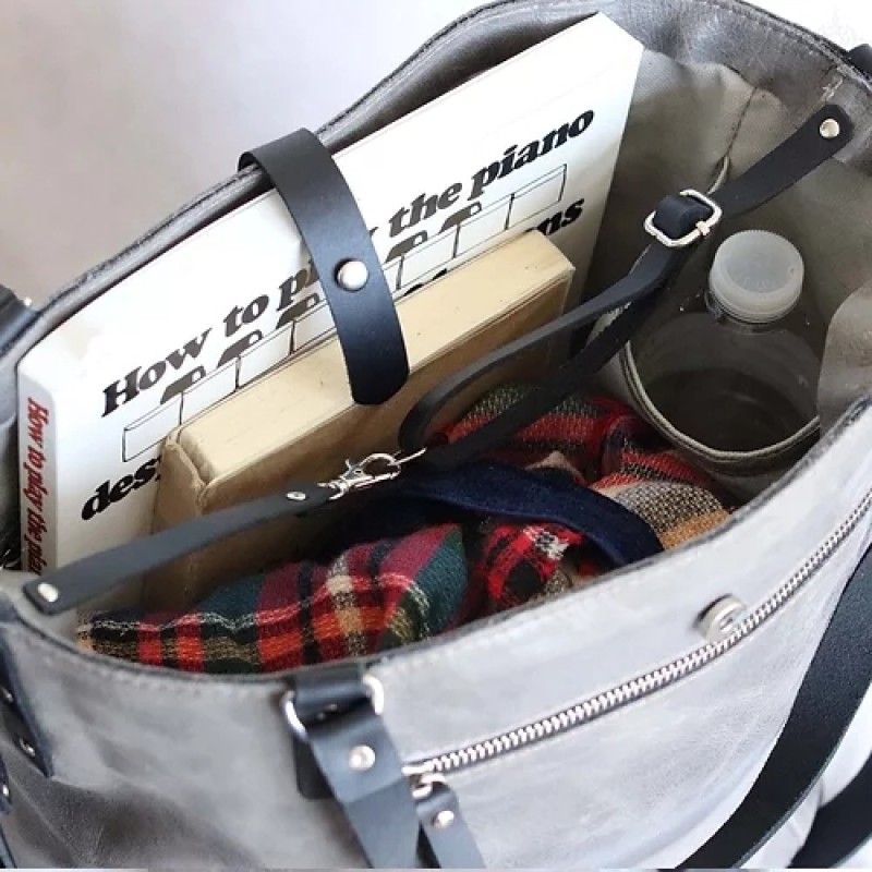 Niten. All catch leather tote bag
