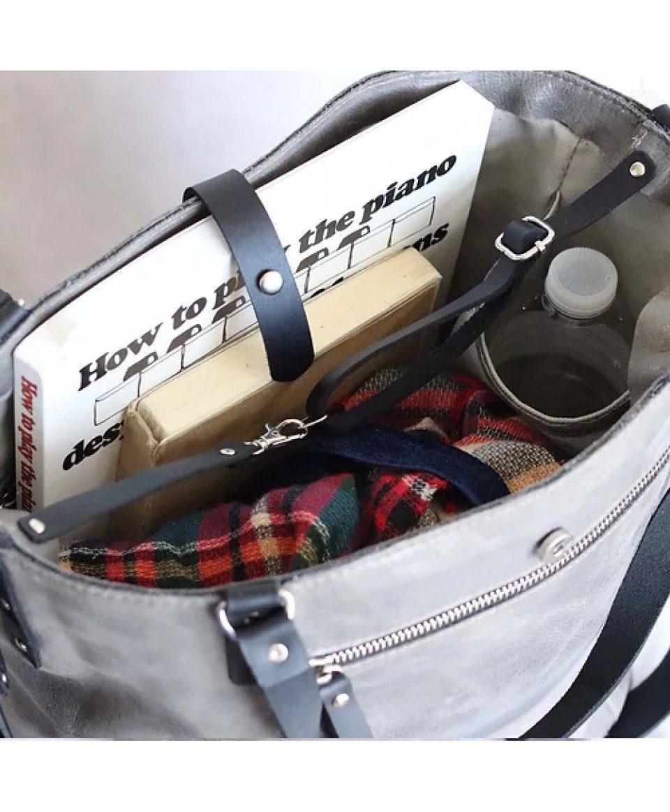 Niten. All catch leather tote bag