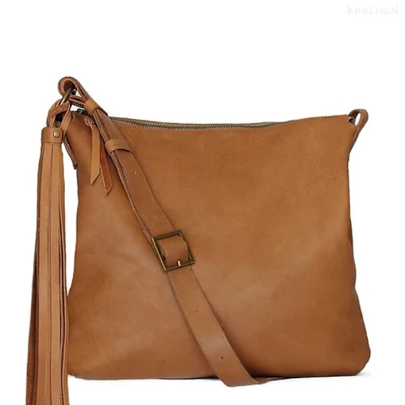Soho. Tan patina leather crossbody bag
