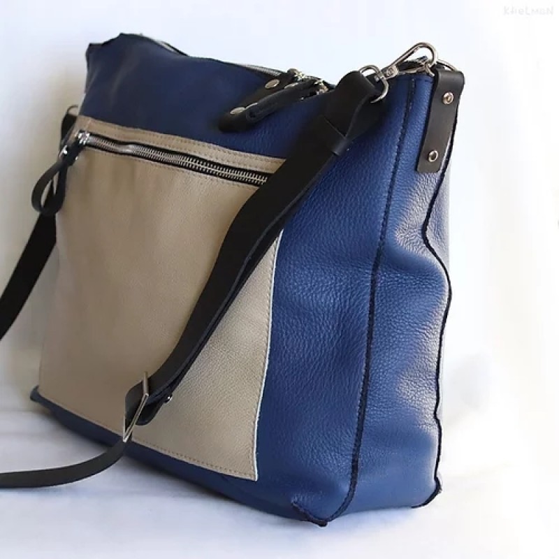 Solaris. Denim Blue leather crossbody bag