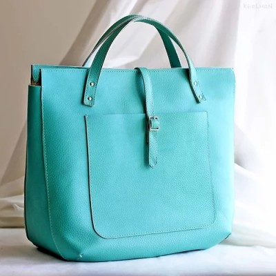 Tiburon. Caribbean turquoise leather tote