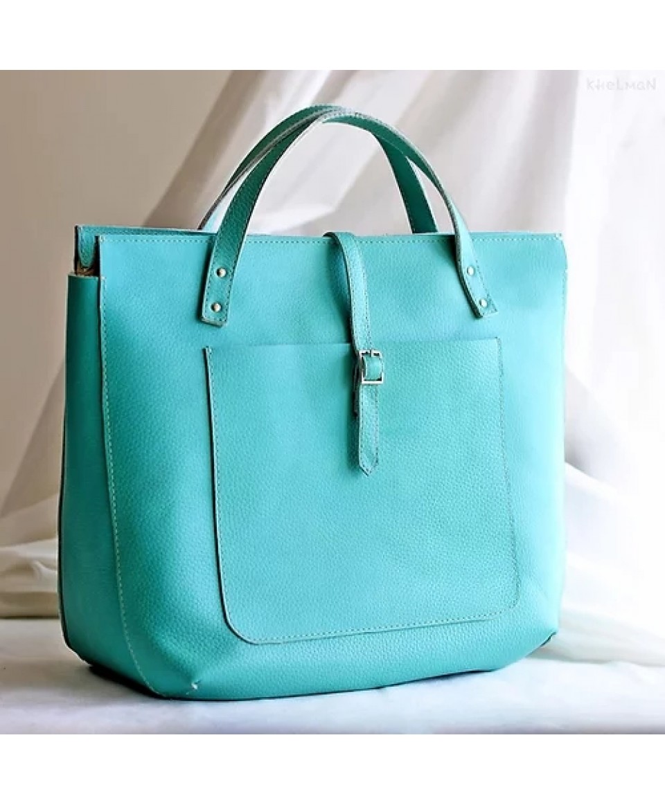 Tiburon. Caribbean turquoise leather tote