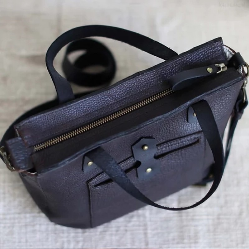 Tiberis. Small rustic brown tote