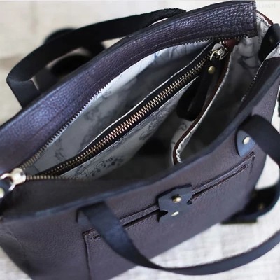 Tiberis. Small rustic brown tote