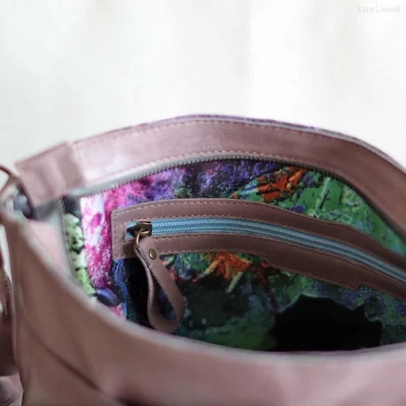 Ulrica. Lavender purple crossbody leather bag
